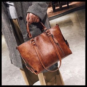Elegant Brown Leather Crossbody Bag